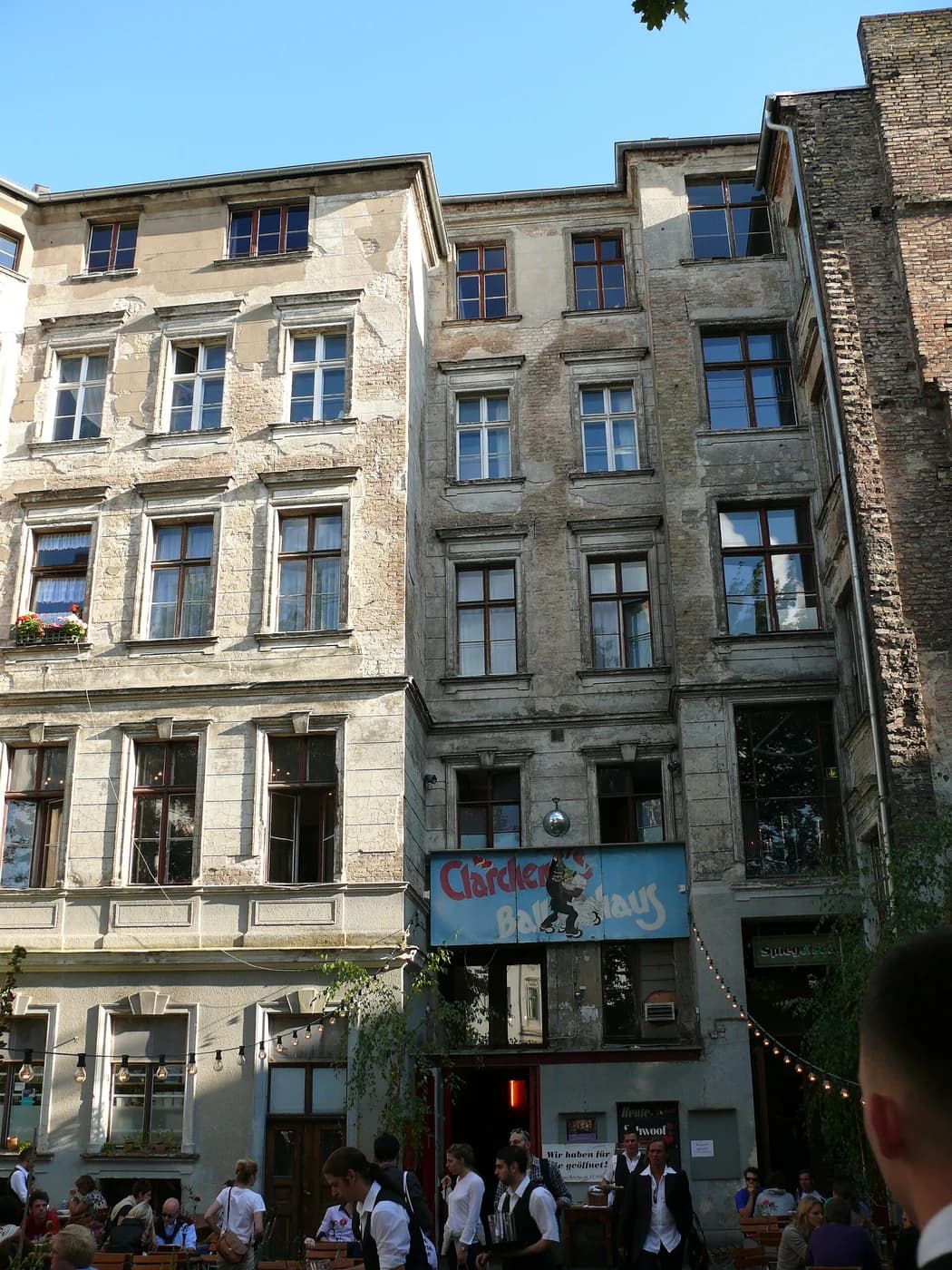 Exterior of Clärchens Ballhaus, archival photograph before the recent renovation