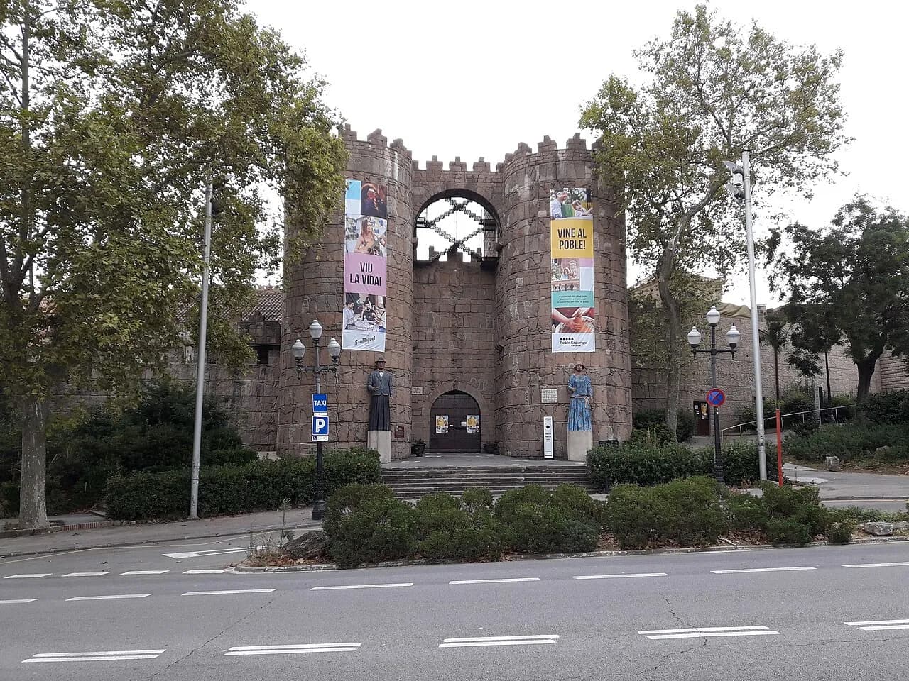 Fotografía de archivo: Pueblo español de Barcelona