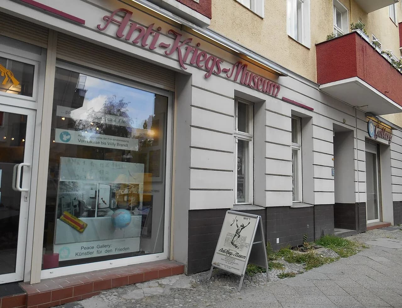 Archival photograph of Anti-Kriegs-Museum, Berlin (2013)