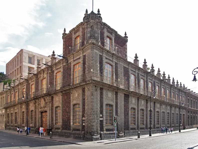 Archival photograph of Foro Valparaíso, Mexico City (2012)