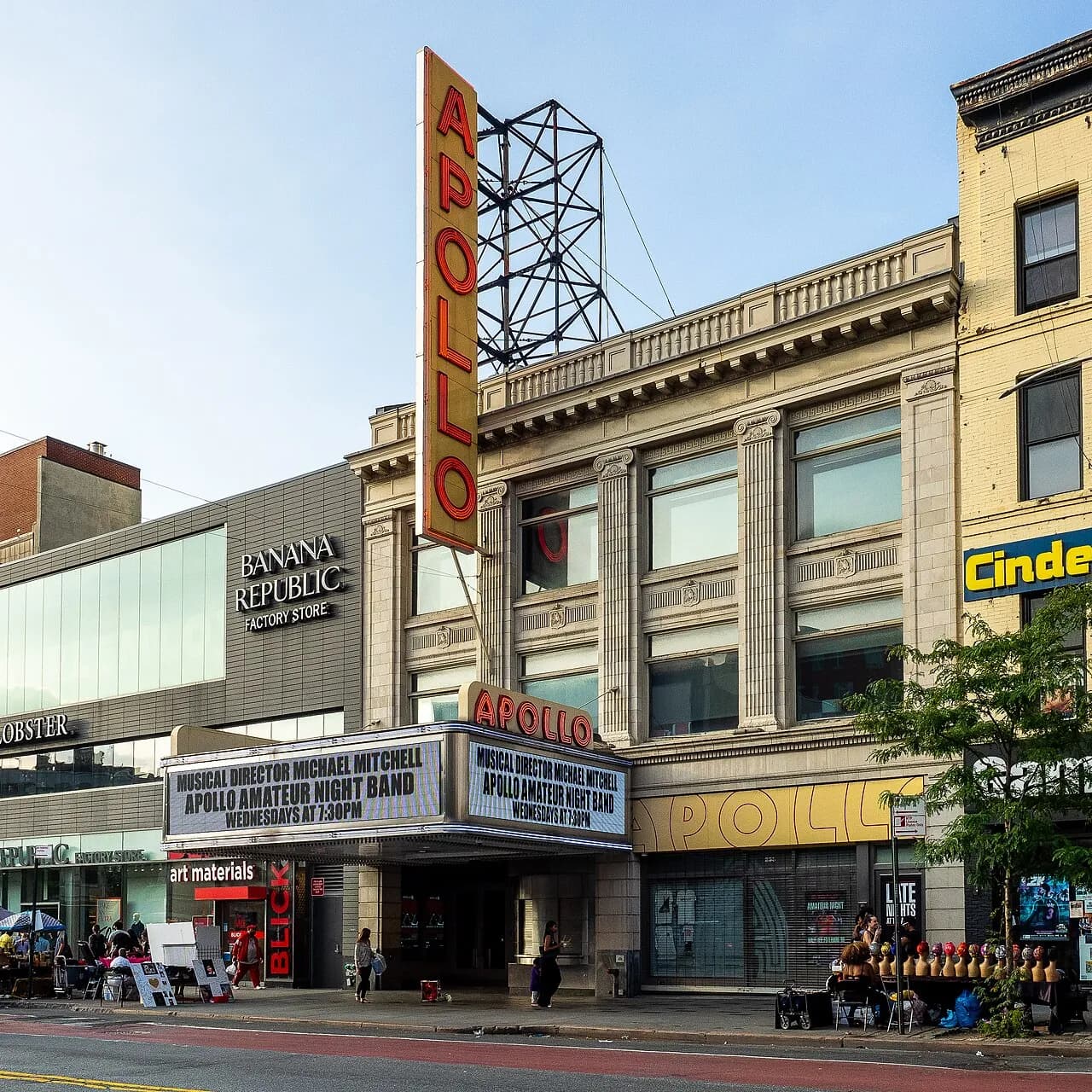 Archival photograph of Apollo Theater, New York (2019)