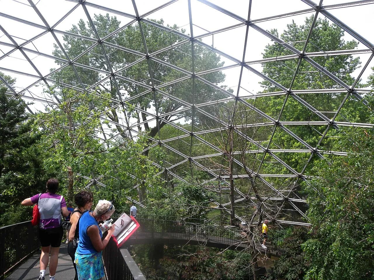 Archival photograph of Queens Zoo, New York (2011)
