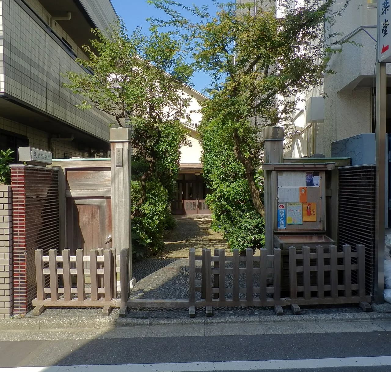 Archival photograph of Yarai Noh Theater, Tokyo (2012)