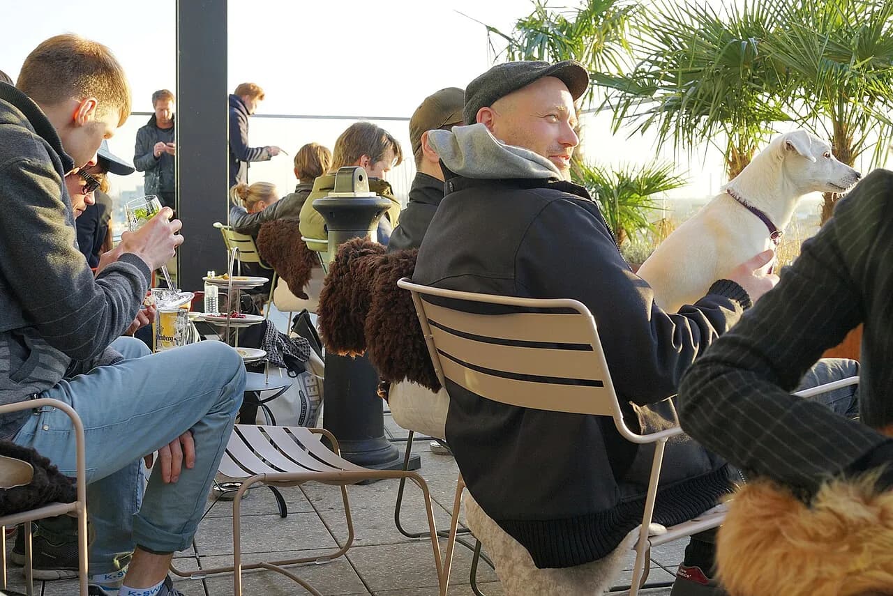 Archival photograph of Monkey Bar, Berlin (2014)
