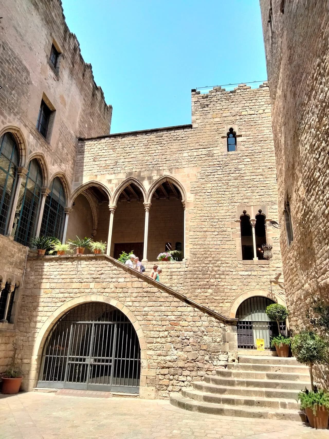 Fotografía de archivo: Academia de las Buenas Letras (Palacio de Requesens)