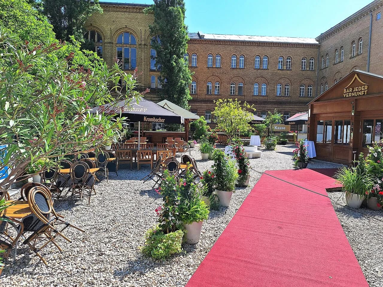 Archivaufnahme: Bar jeder Vernunft