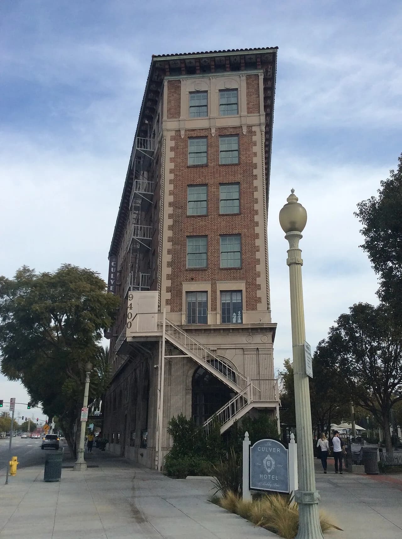 Archival photograph of The Culver Hotel, Los Angeles (2016)