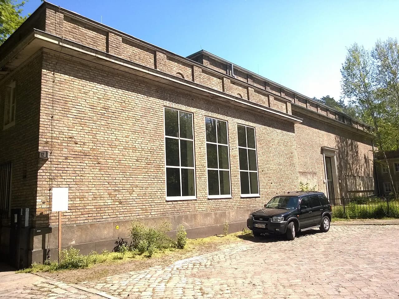 Archival photograph of Kunsthaus Dahlem, Berlin (2016)