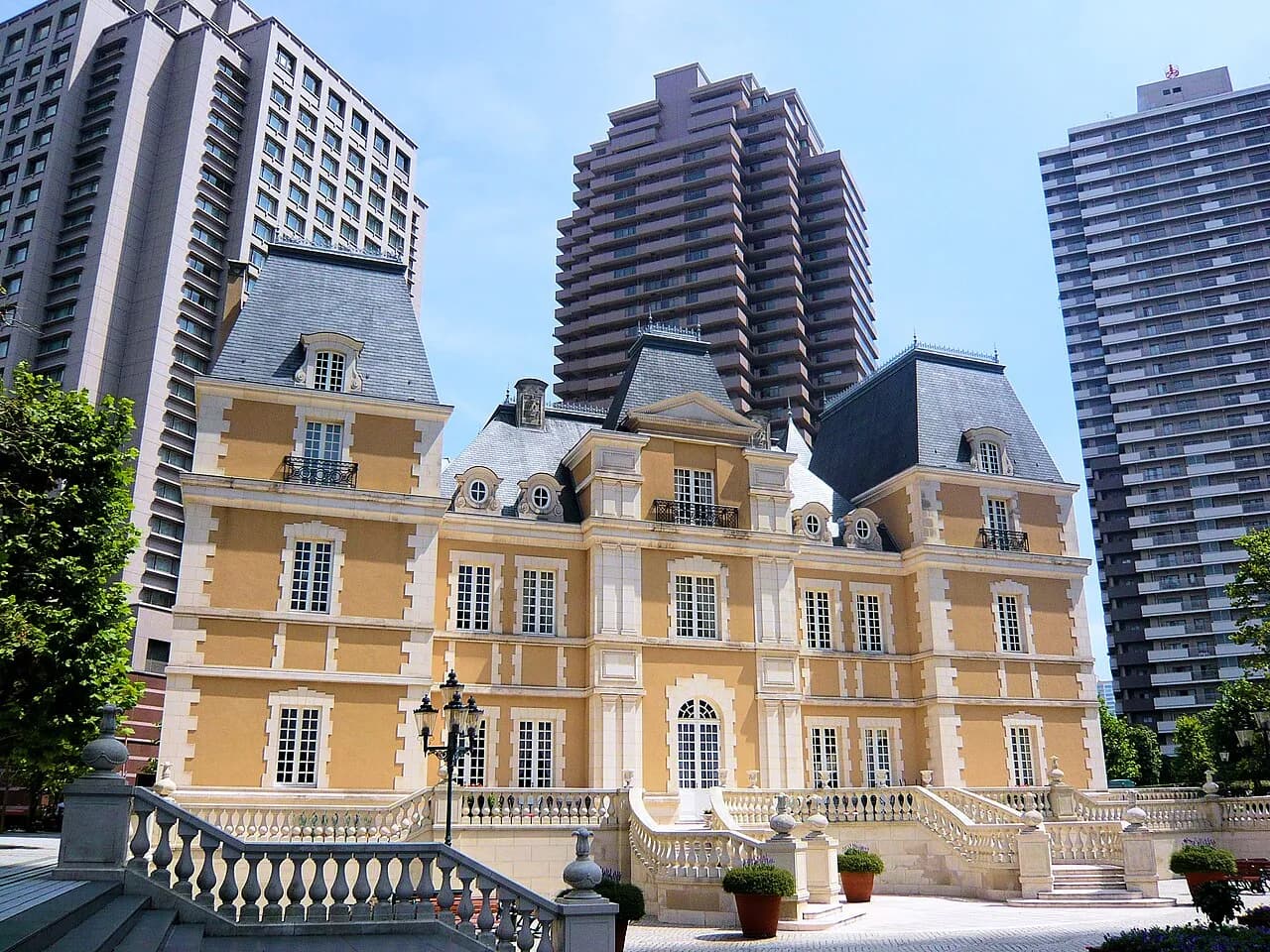 Archival photograph of Joël Robuchon: Ebisu, Tokyo (2008)