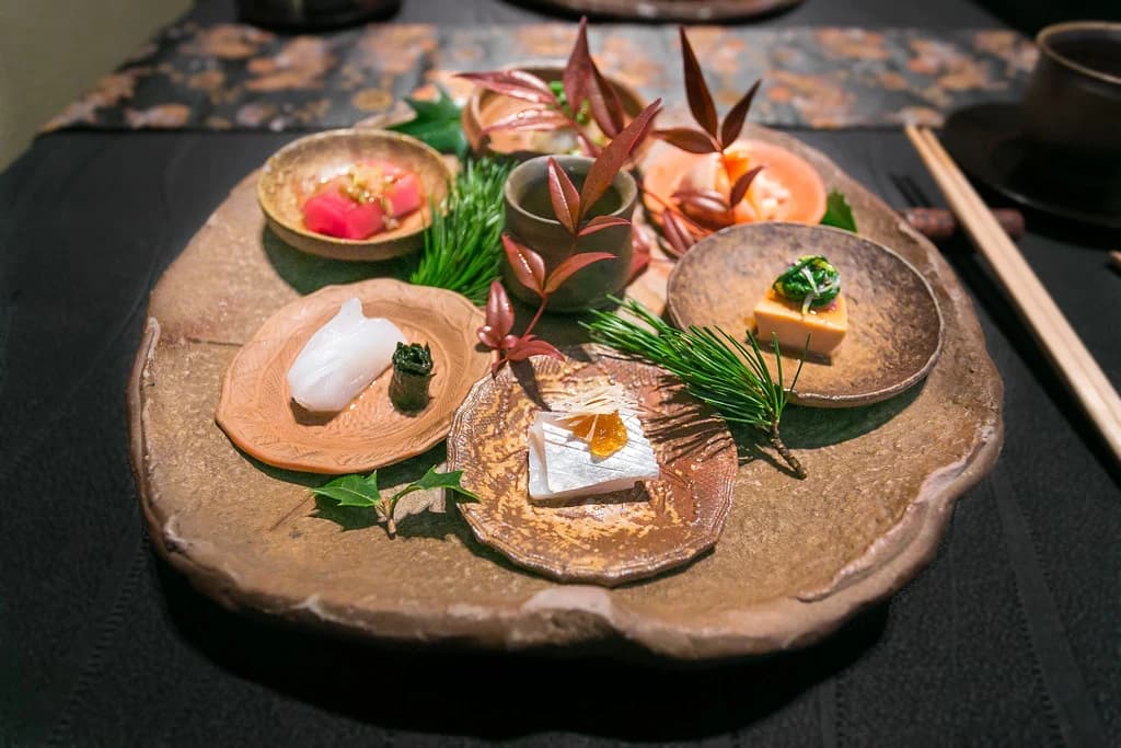 Archival photograph of food at Nihonryori RyuGin (2013)
