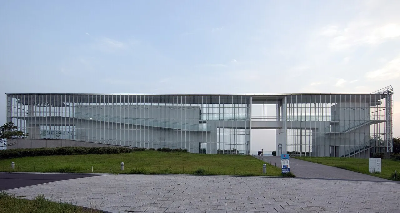 Archival photograph of Kasai Rinkai Park, Tokyo (2008)