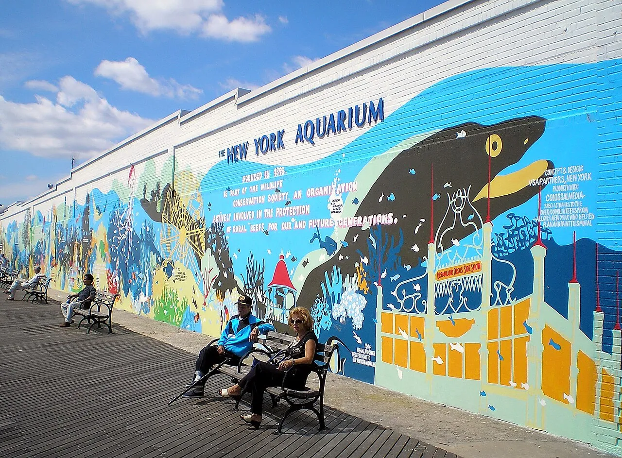 Archival photograph of New York Aquarium, New York (2006)