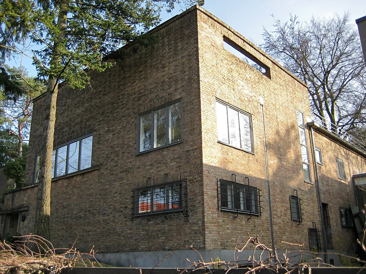 Archival photograph of Georg Kolbe Museum, Berlin (2012)