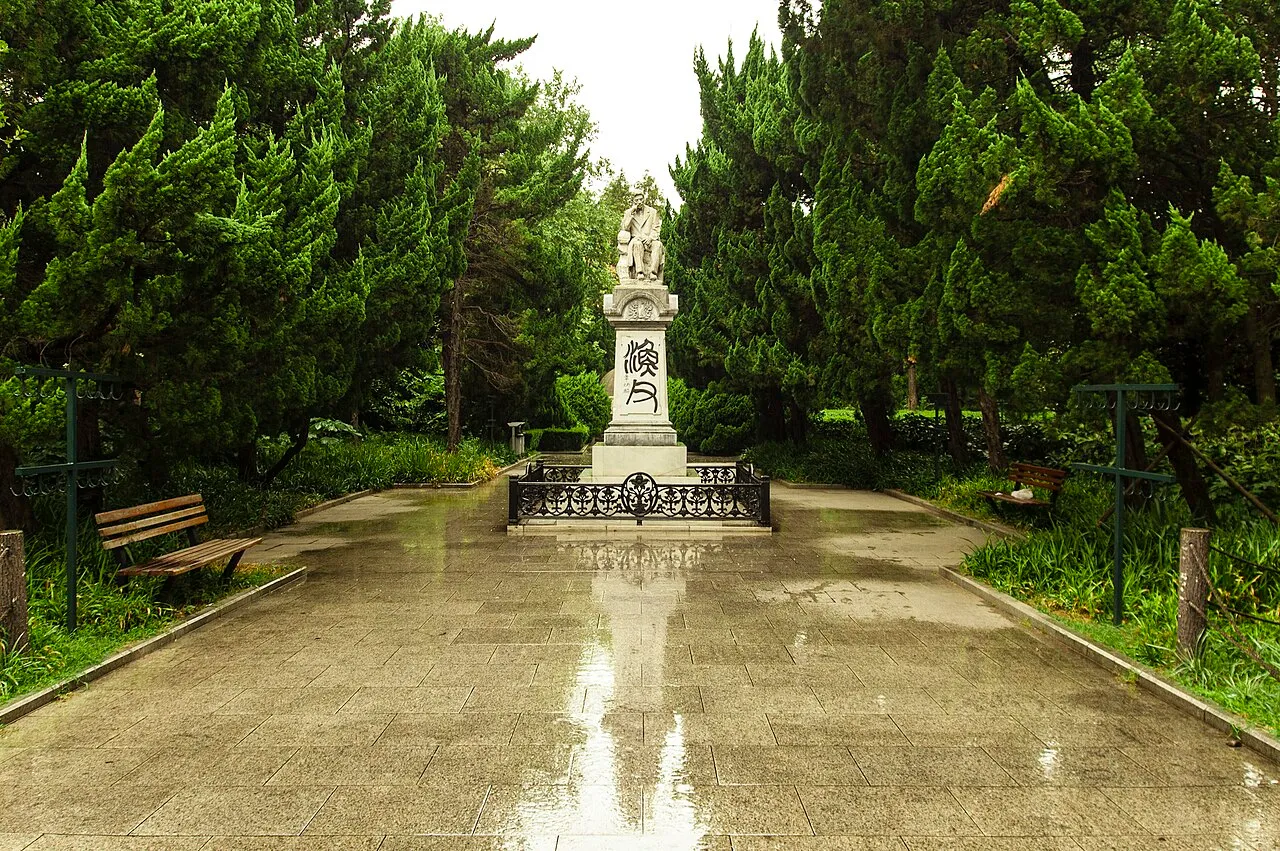 Archival photograph of Zhabei Park, Shanghai (2013)