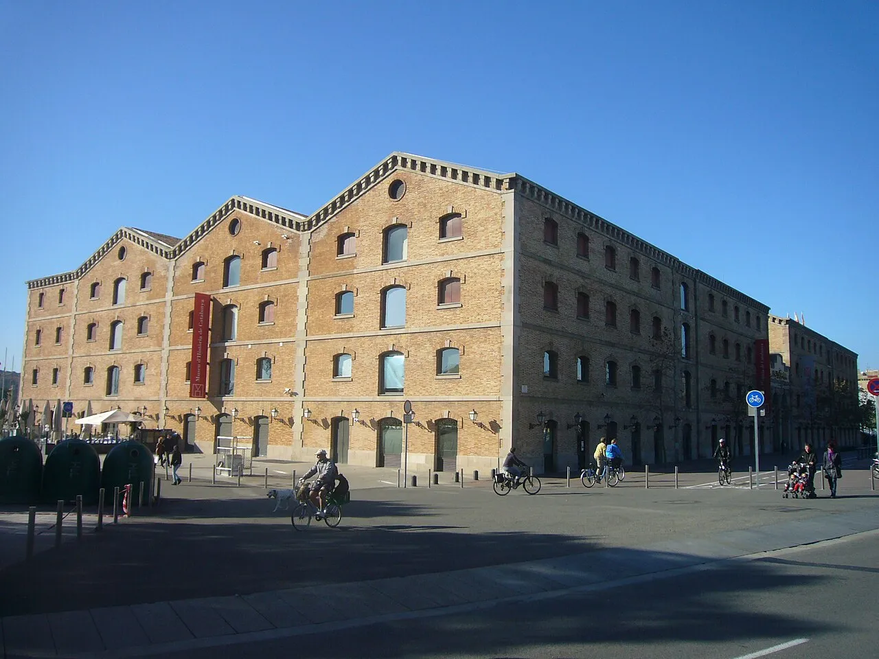 Archival photograph of Museu d'Història de Catalunya, Barcelona (2011)