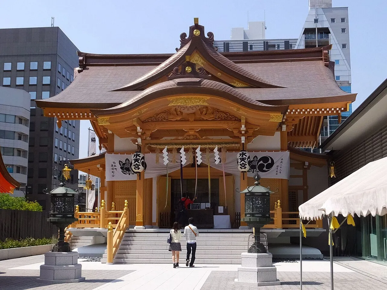Archival photograph of Suitengū, Tokyo (2016)
