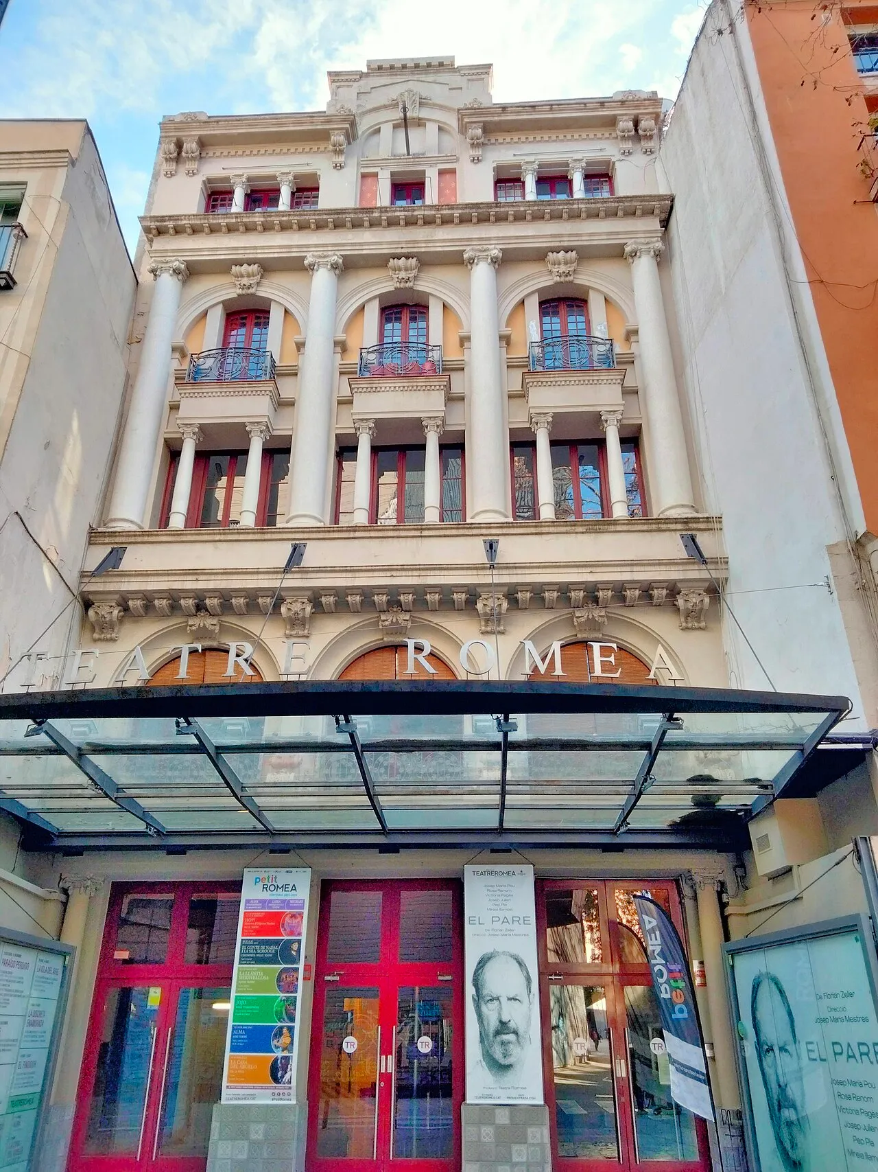 Archival photograph of Teatre Romea, Barcelona (2023)