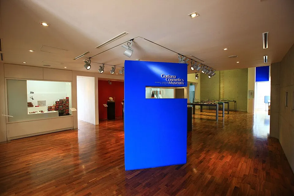 Archival photograph of Coreana Cosmetics Museum, Seoul (2010)