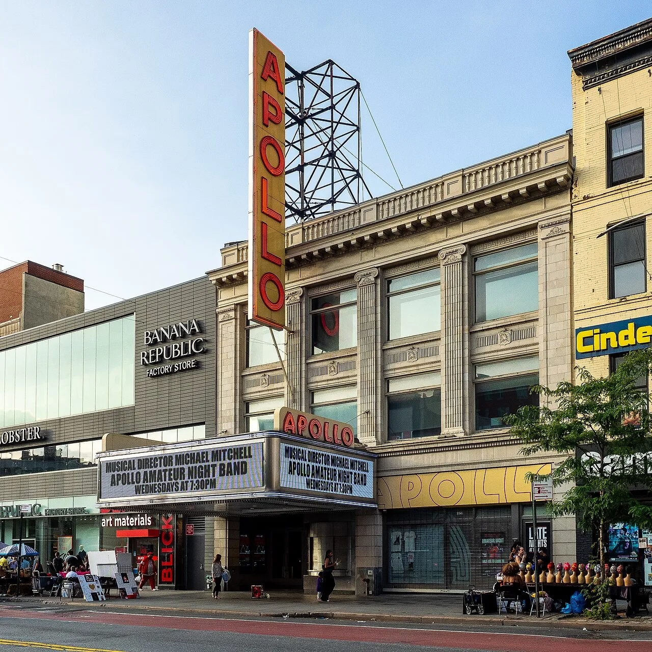 Archival photograph of Apollo Theater, New York (2019)