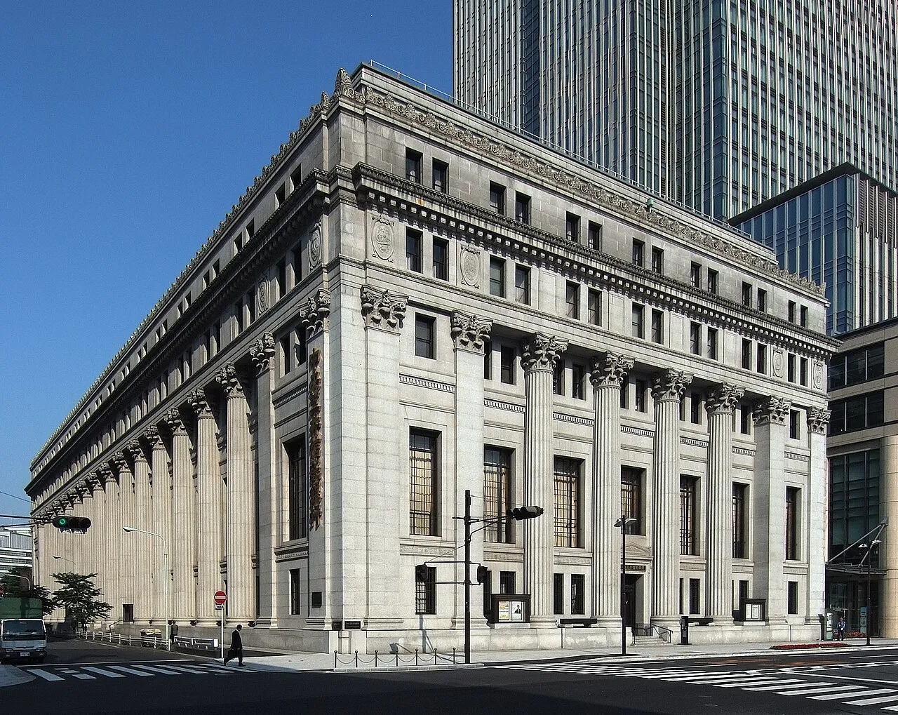 Archival photograph of Mitsui Memorial Museum, Tokyo (2009)