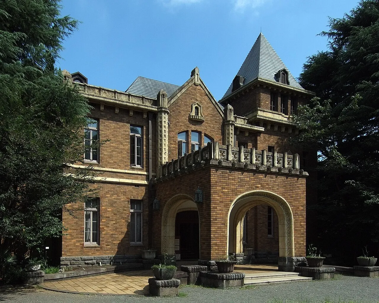 Archival photograph of Komaba Park, Tokyo (2009)