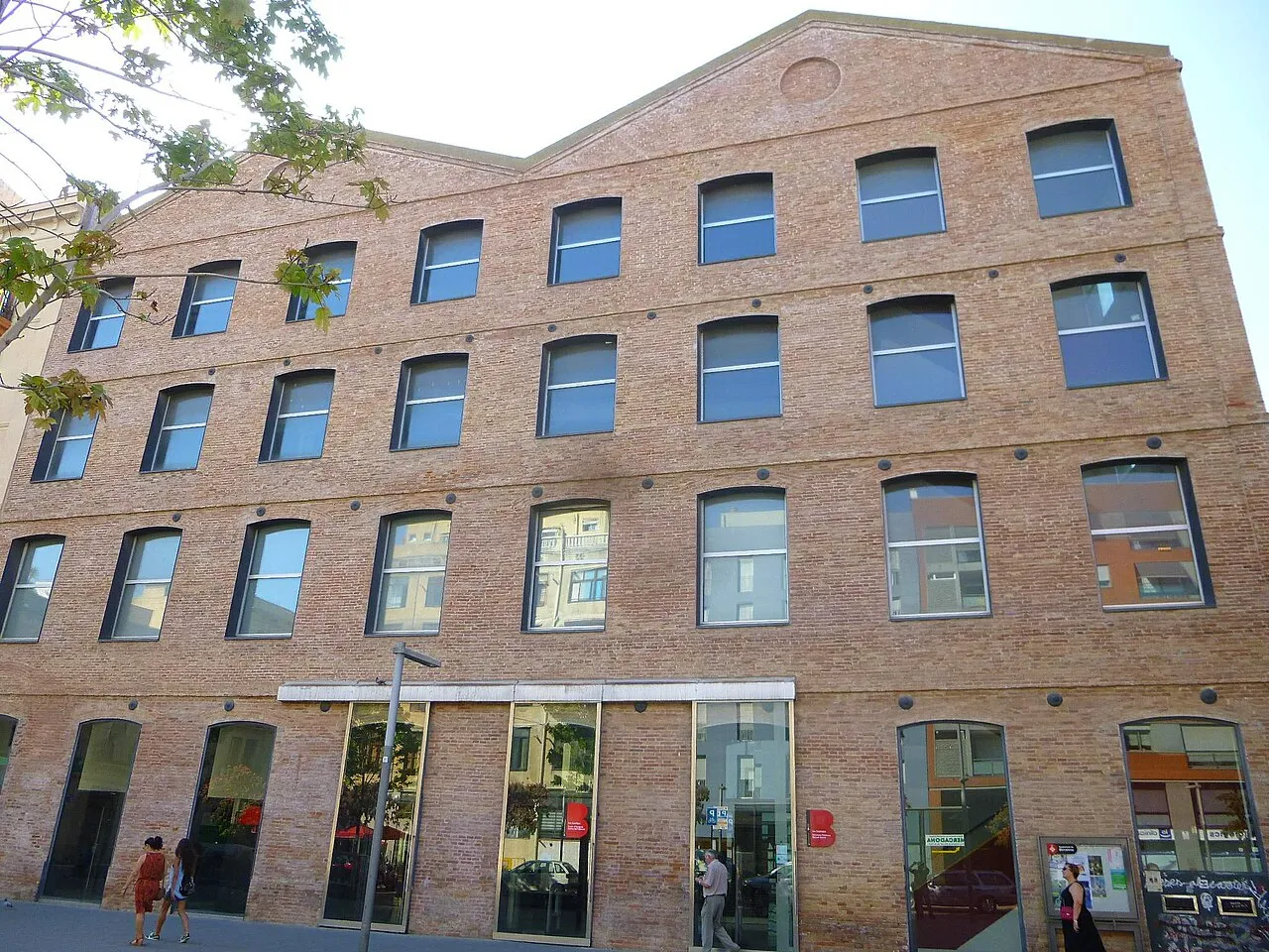 Fotografía de archivo: Biblioteca Poblenou-Manuel Arranz