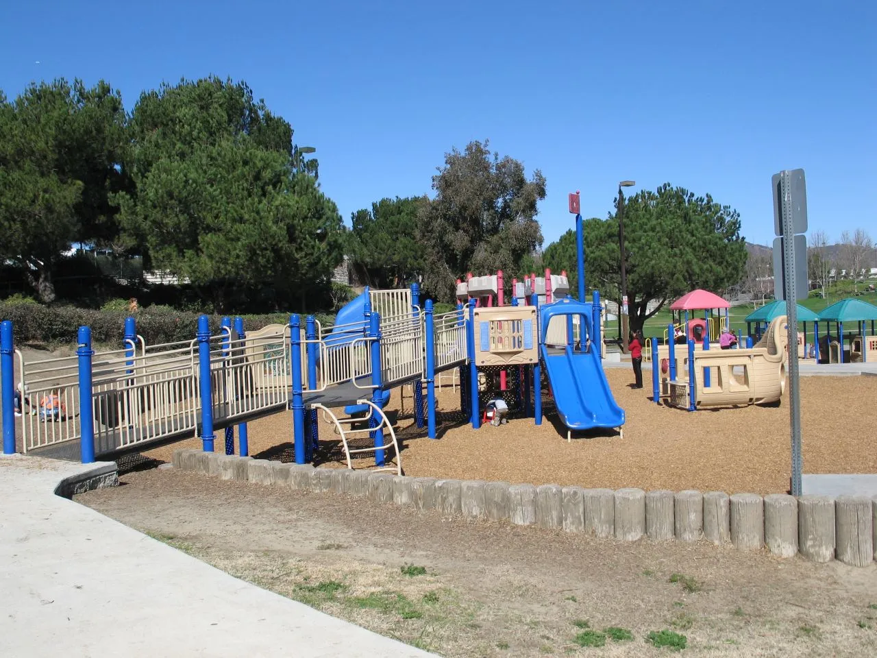Archival photograph of Pan-Pacific Park, Los Angeles (2007)