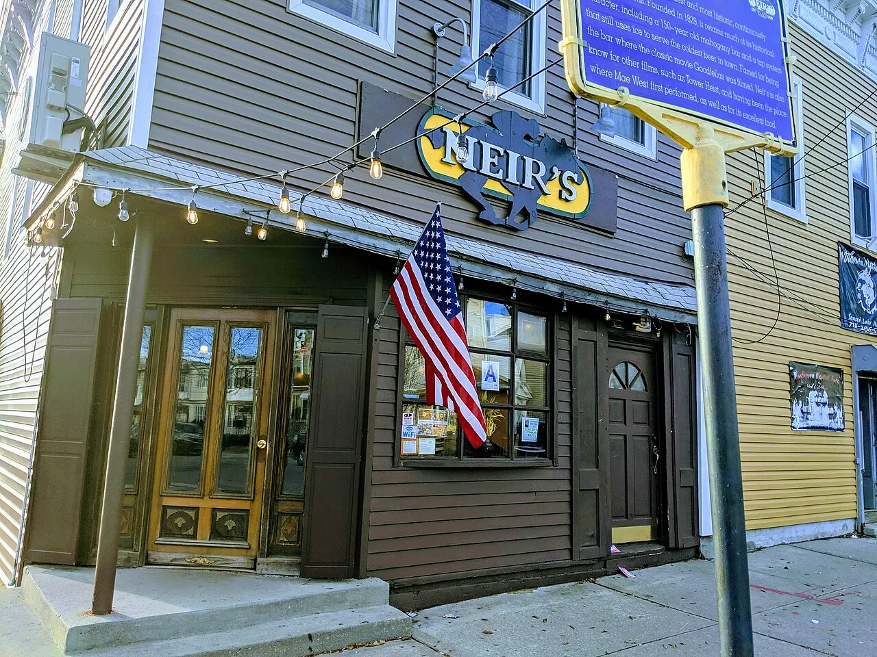 Archival photograph of Neir’s Tavern, New York (2019)