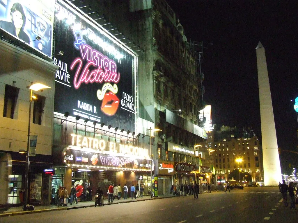 Archival photograph of Teatro El Nacional, Buenos Aires (2007)