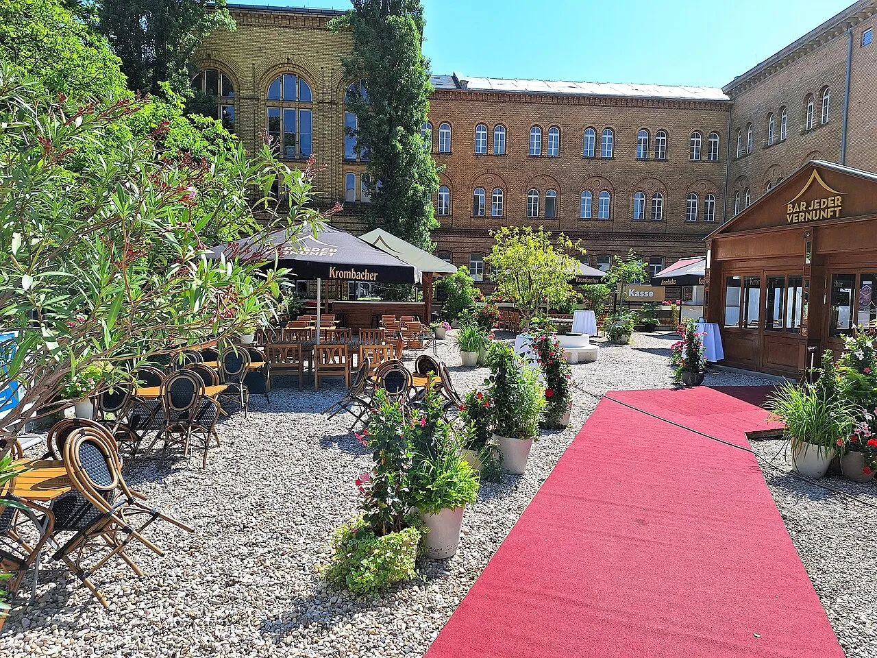 Archival photograph of Bar jeder Vernunft, Berlin (2023)