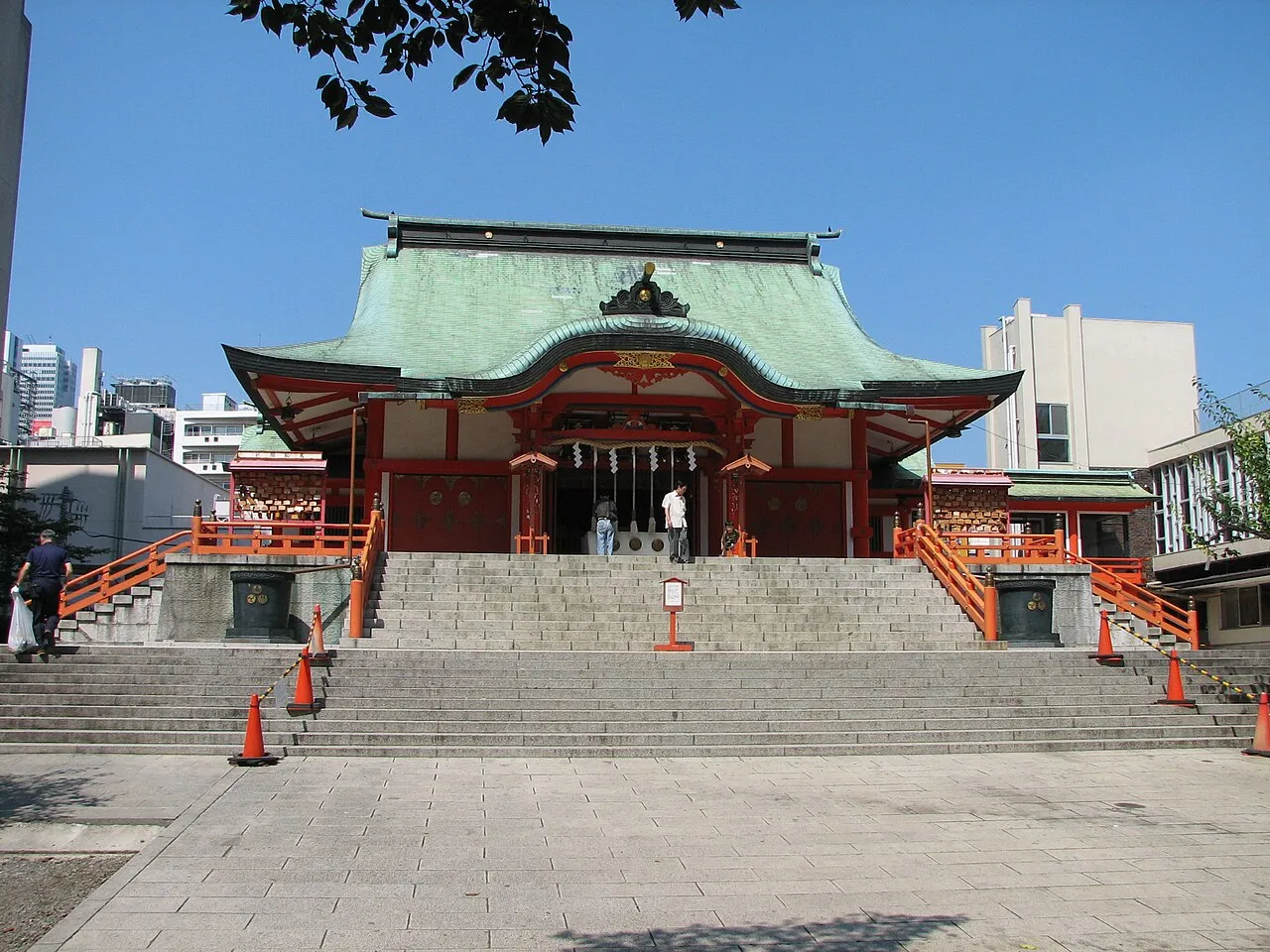 Archival photograph of Hanazono Shrine, Tokyo (2006)