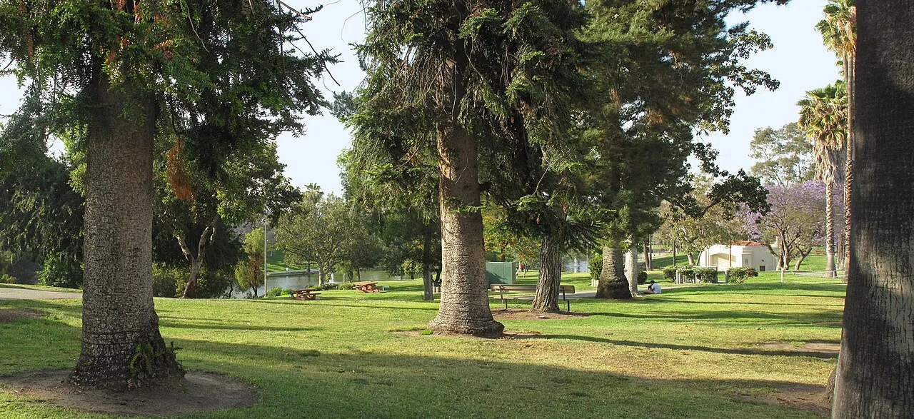 Archival photograph of Hollenbeck Park, Los Angeles (2012)