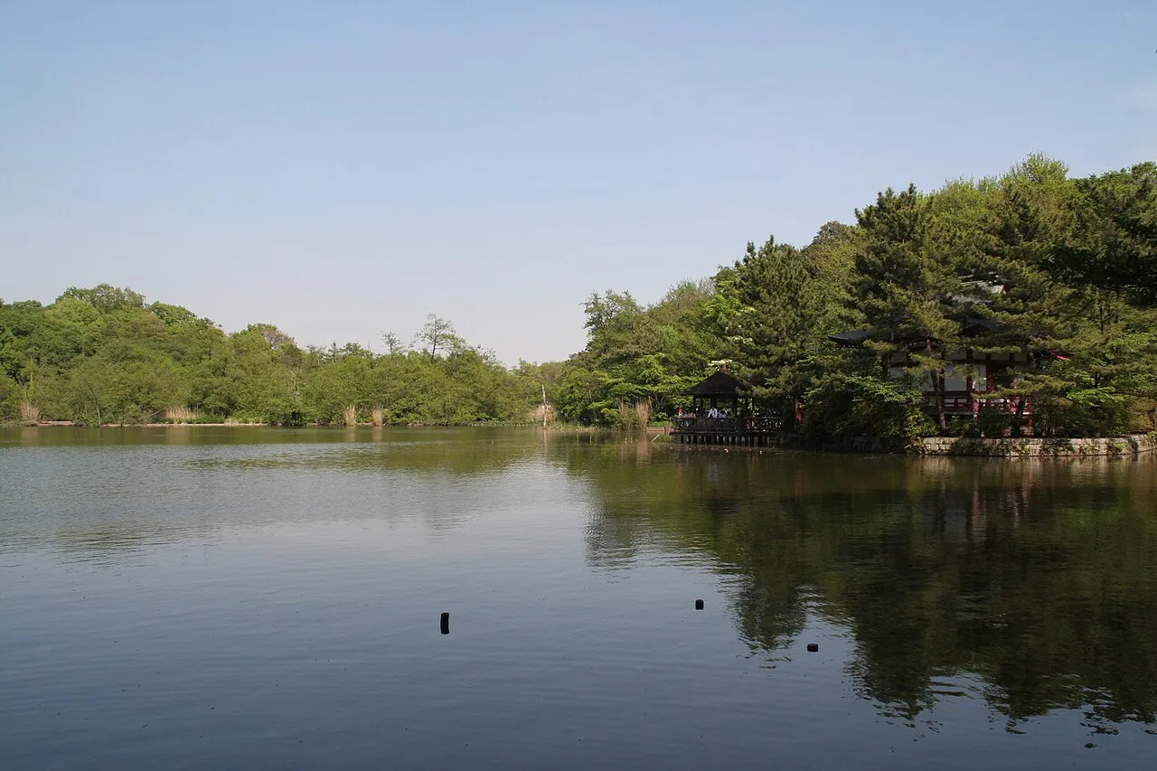 Archival photograph of Shakujii Park, Tokyo (2007)