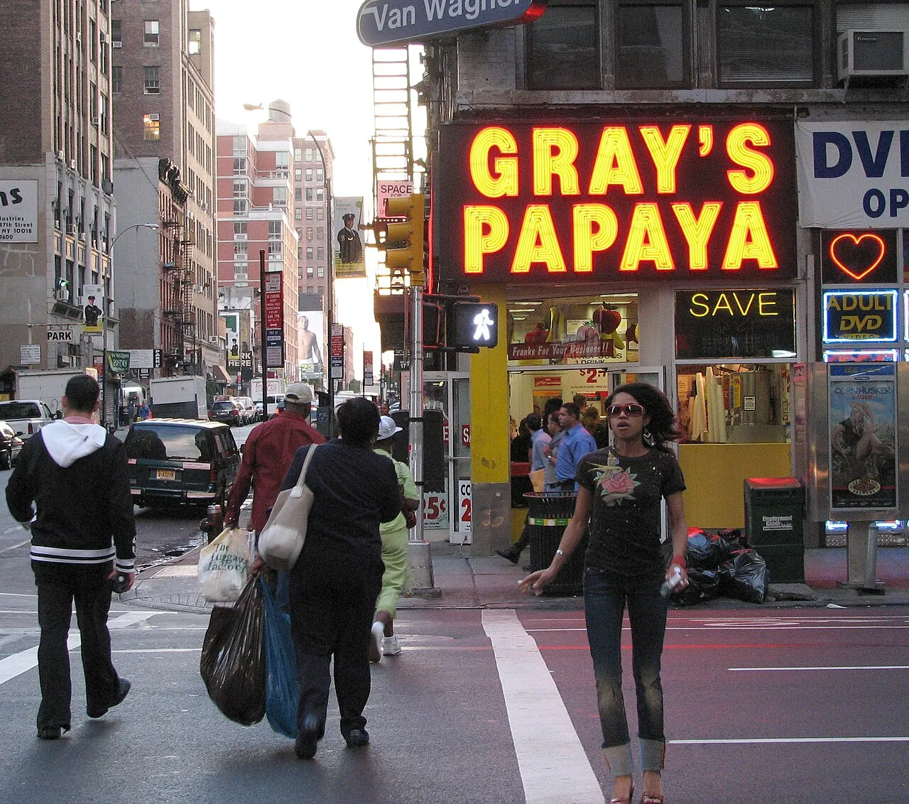 Archival photograph of Gray’s Papaya, New York (2006)