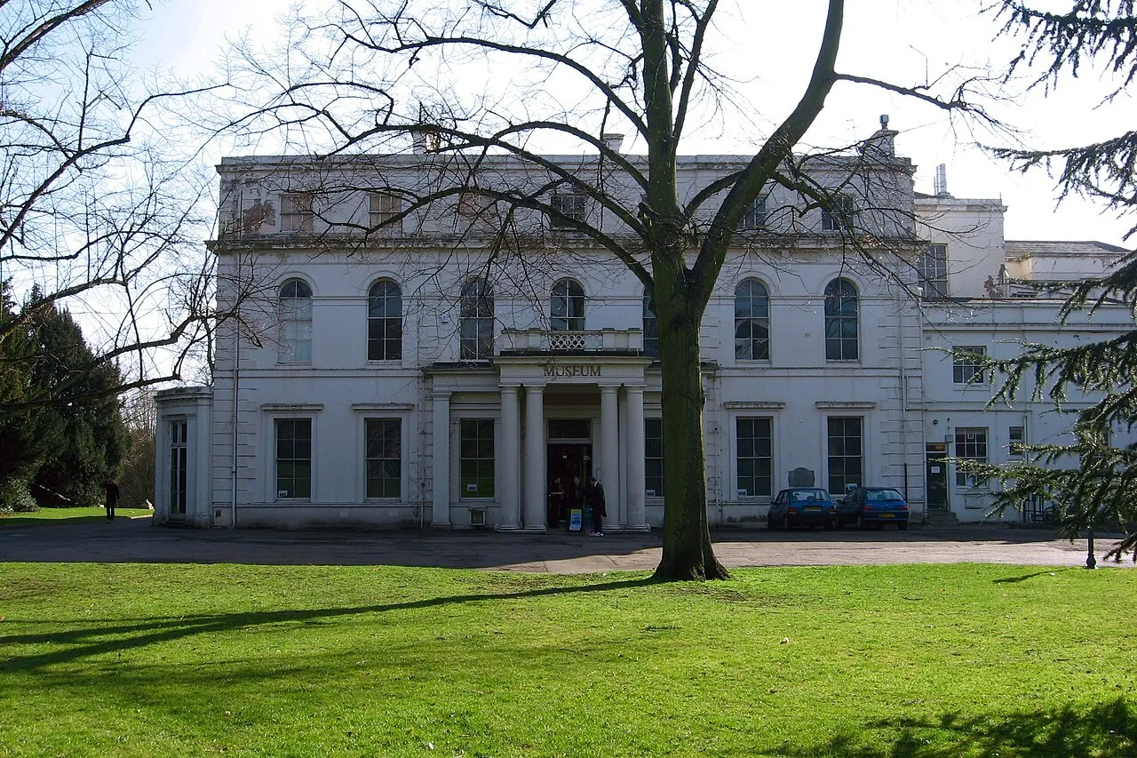 Archival photograph of Gunnersbury Park, London (2012)