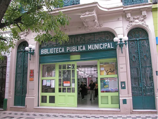 Archival photograph of Biblioteca Miguel Cané, Buenos Aires (2018)