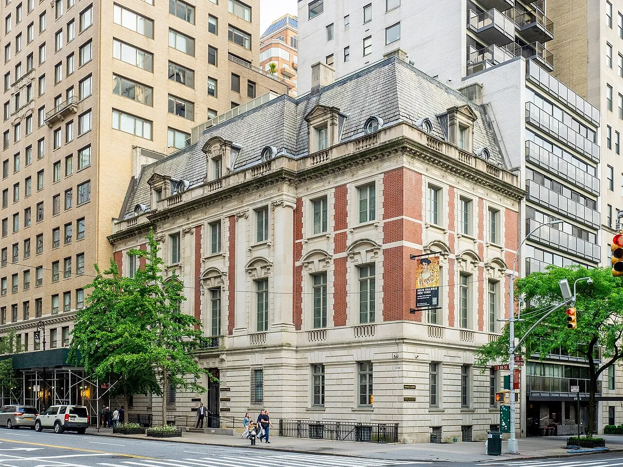 Archival photograph of Neue Galerie, New York (2019)