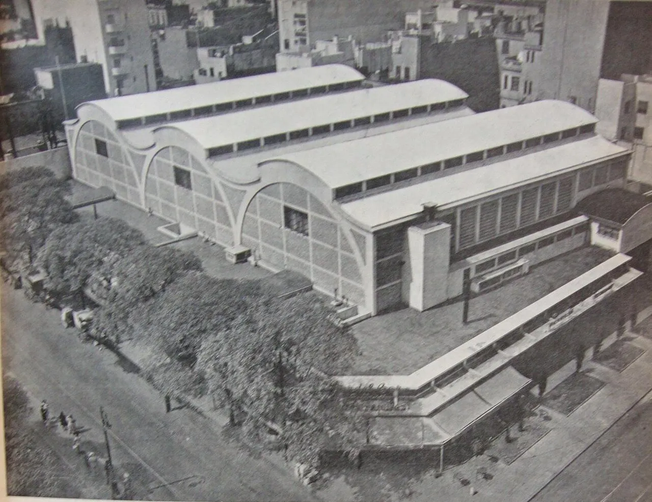 Archival photograph of Mercado de San Cristóbal, Buenos Aires (1945)
