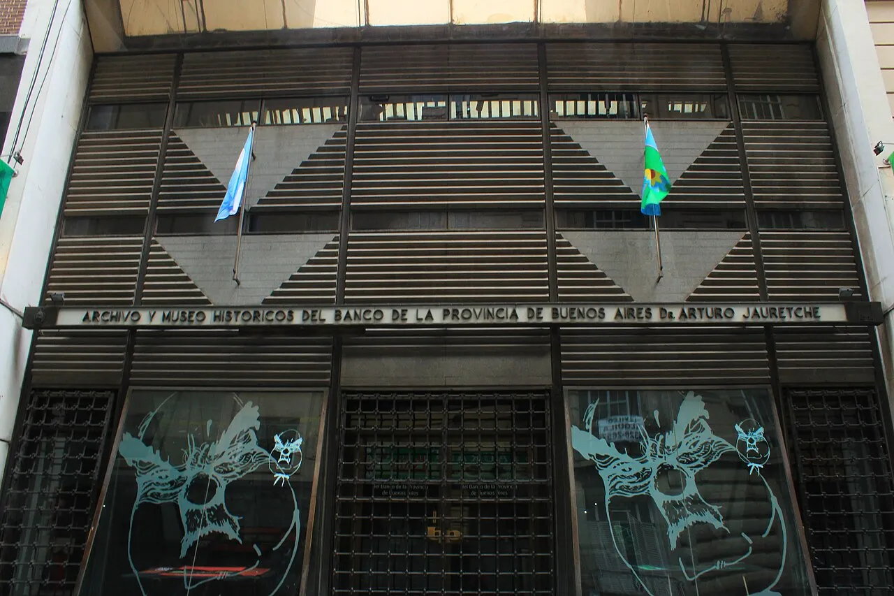 Archival photograph of Museo Banco Provincia, Dr. Arturo Jauretche, Buenos Aires (2012)
