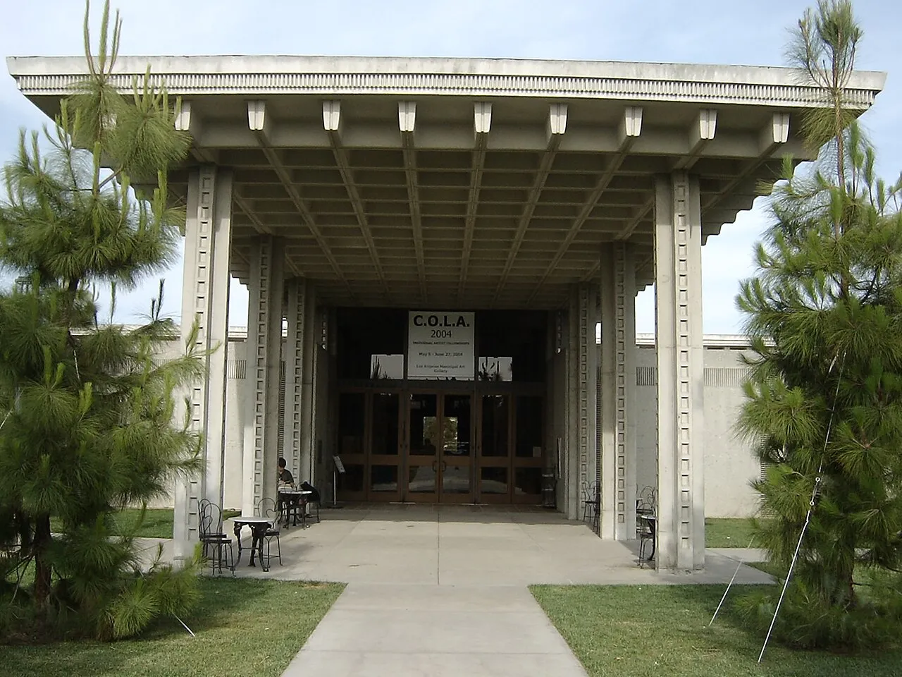 Archival photograph of Los Angeles Municipal Art Gallery, Los Angeles (2005)