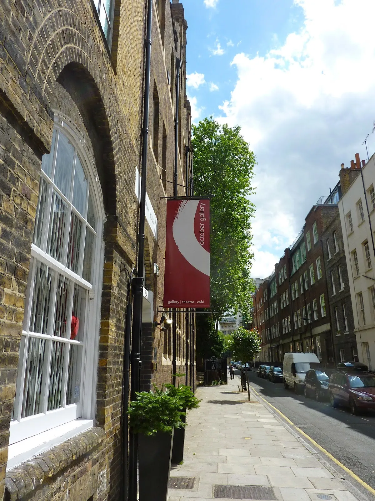Archival photograph of October Gallery, London (2013)