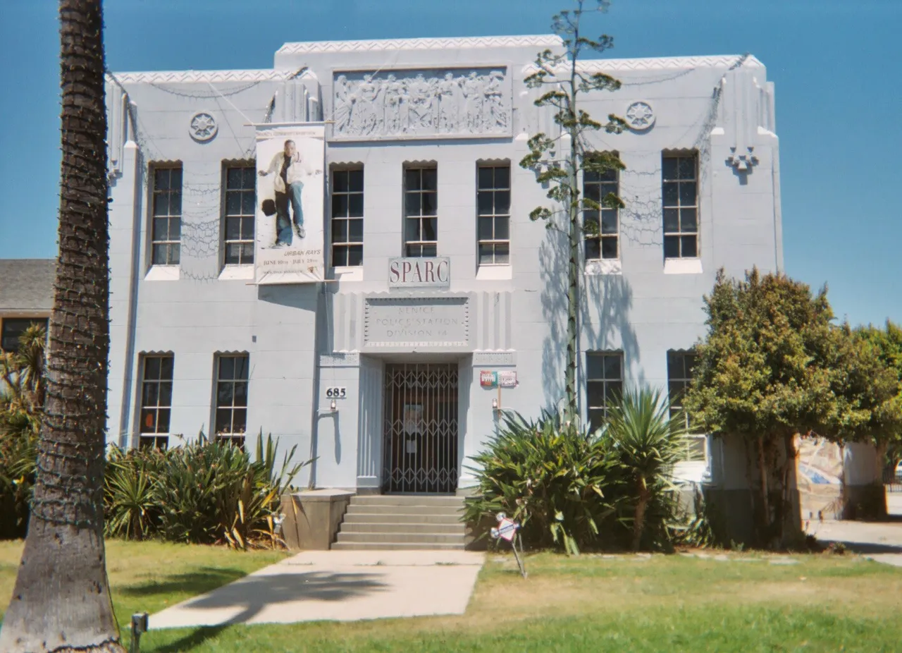 Archival photograph of SPARC, Los Angeles (2006)