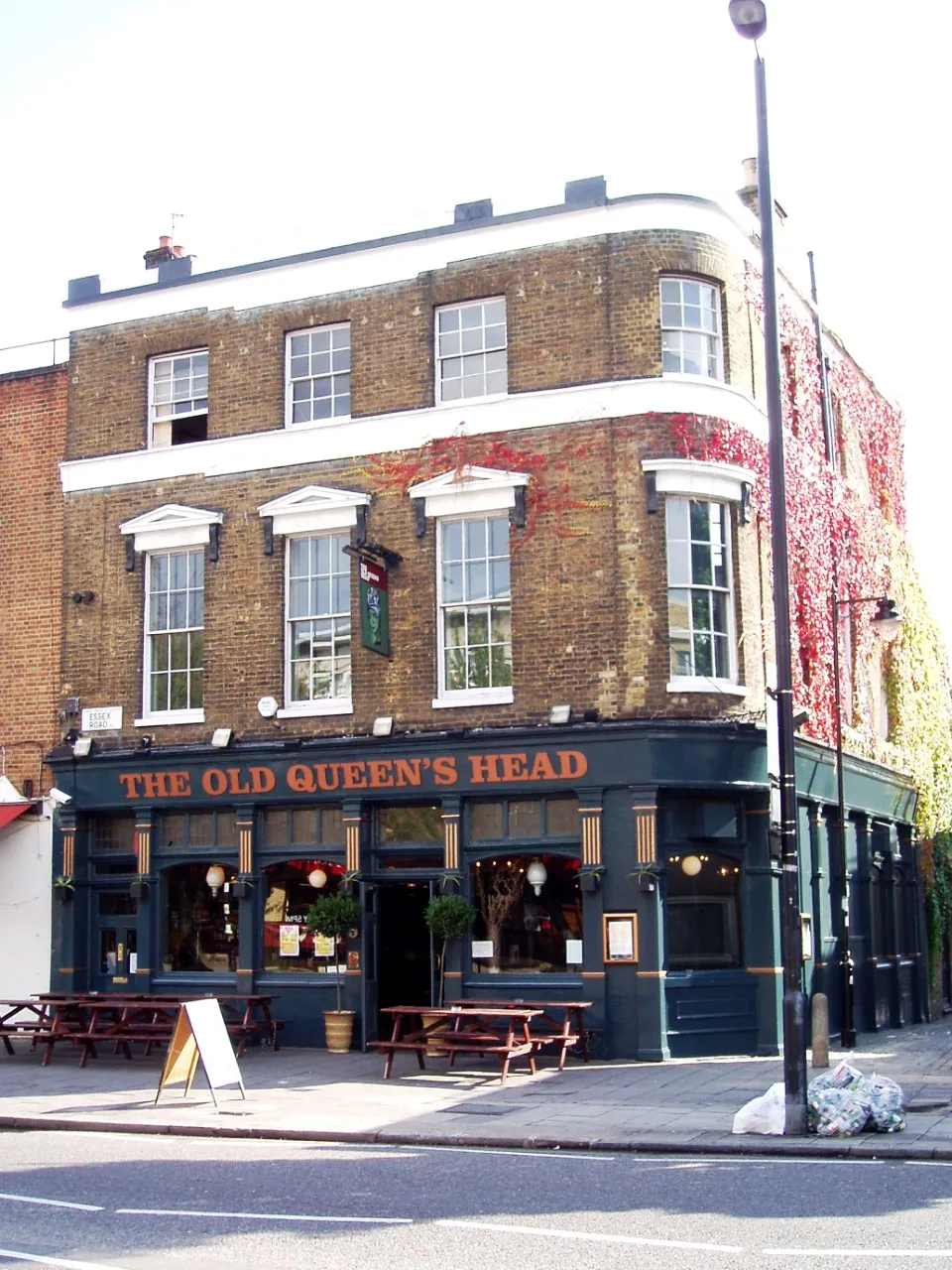Archival photograph of The Old Queen's Head, London (2007)