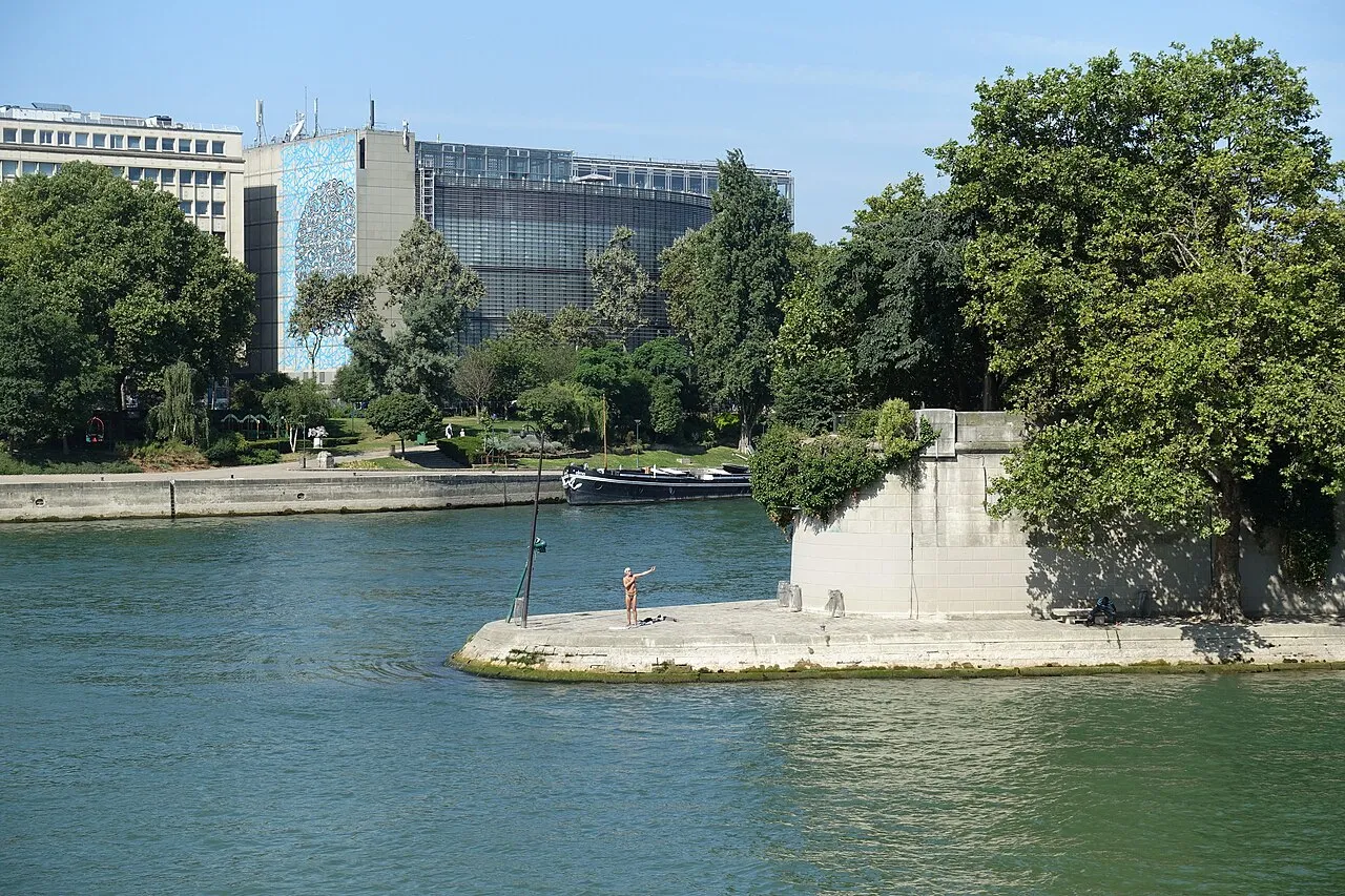 Photographie d’archive : Institut du Monde Arabe, Paris (2016)