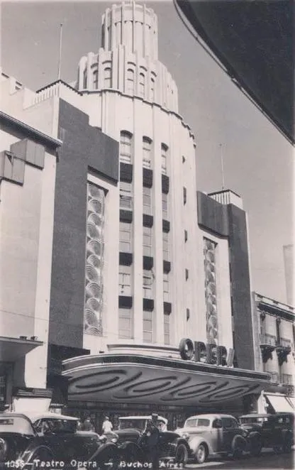 Archival photograph of Teatro Ópera, Buenos Aires (1935)