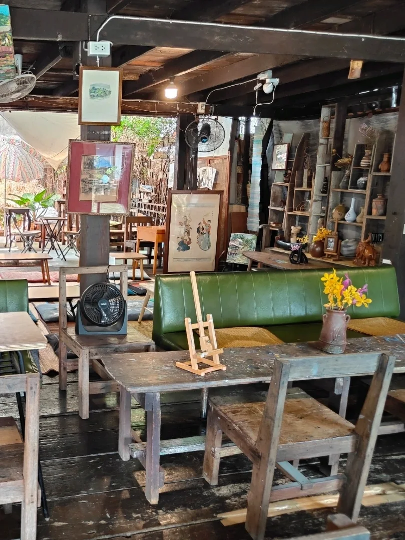 บ้านศิลปิน คลองบางหลวง : บรรยากาศภายใน