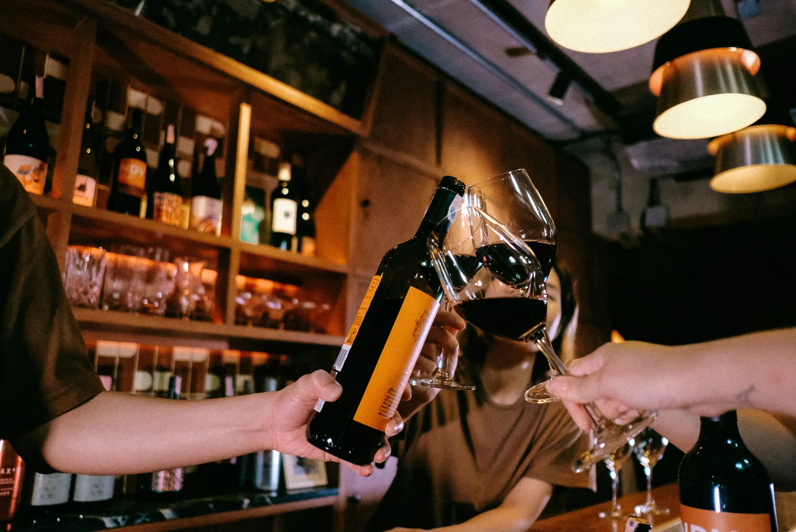Bar Marco : บาร์ (ภาพจากเว็บไซต์ทางการ)