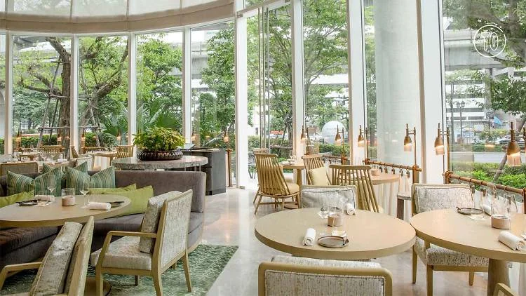 Front Room : บรรยากาศภายใน