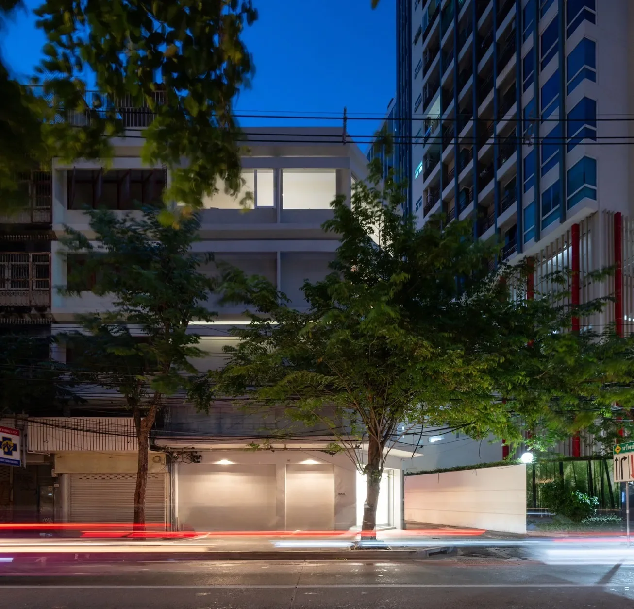 Nova Contemporary : อาคารด้านนอก (ภาพจากเว็บไซต์ทางการ)