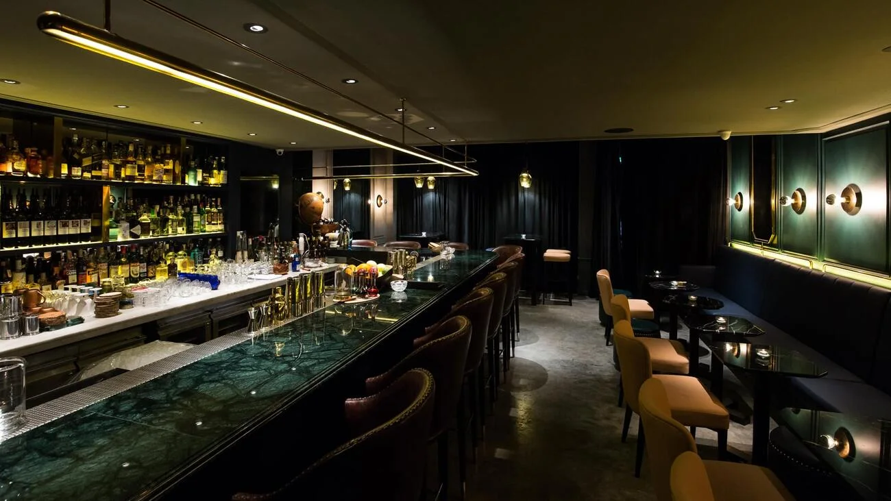 Vesper : บาร์